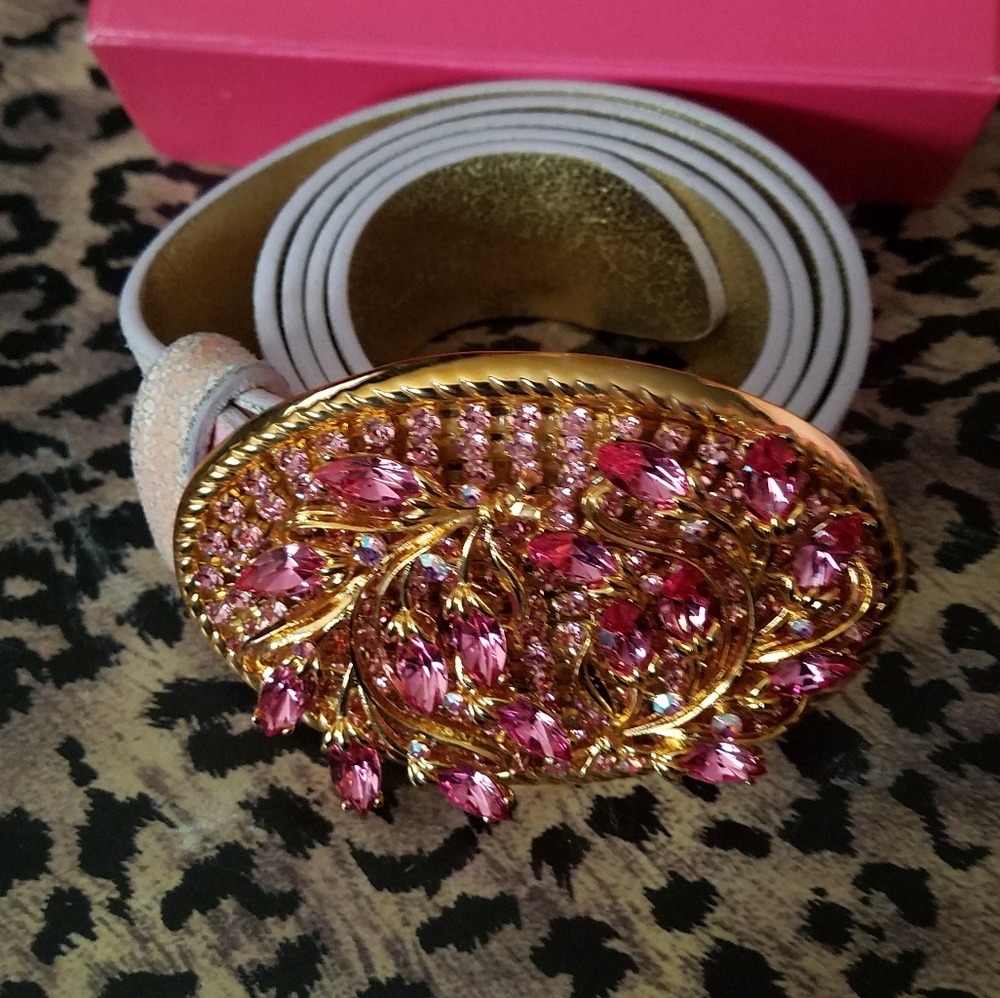 Jeweled buckle leather belt